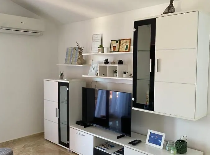 Patricia アパート ザダル